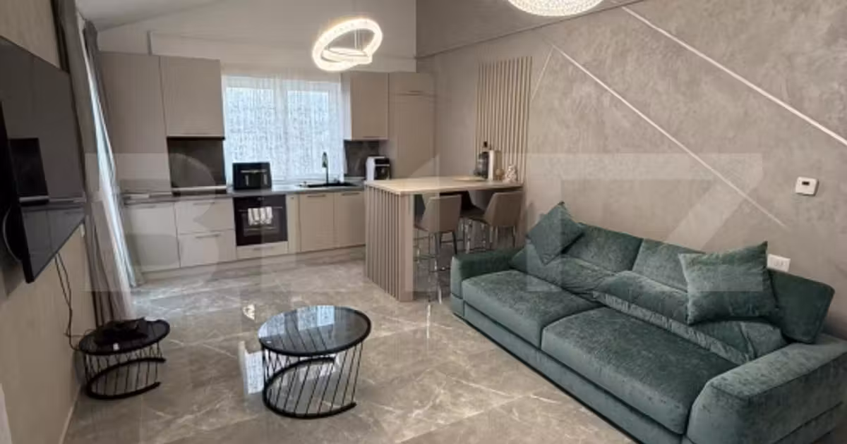 Apartament de vânzare cu 3 camere, mobilat în Sânpetru