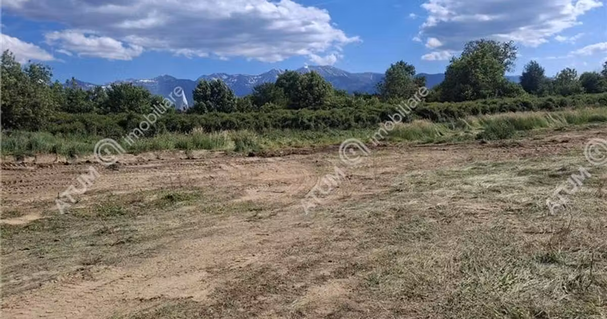 Teren Construcții intravilan de vânzare de 2649 mp, în Porumbacu de Sus