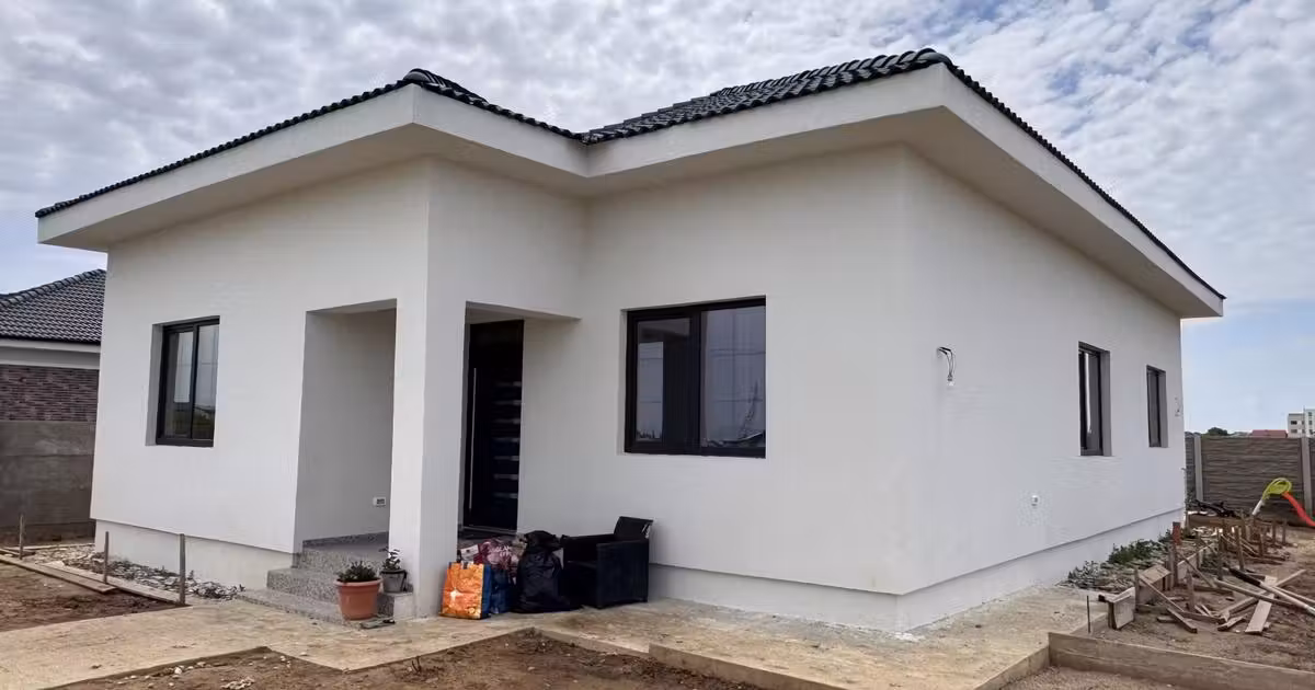 Casă individuală de vânzare cu 4 camere în Moșnița Nouă