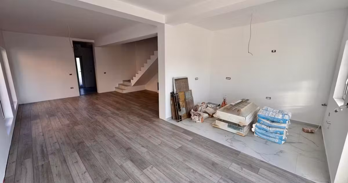 Duplex de vânzare cu 4 camere în Moșnița Nouă