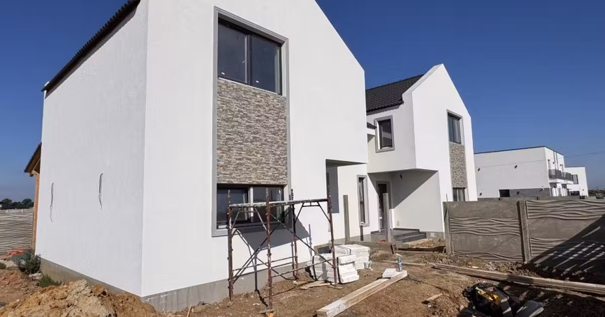 Duplex de vânzare cu 3 camere în Moșnița Nouă