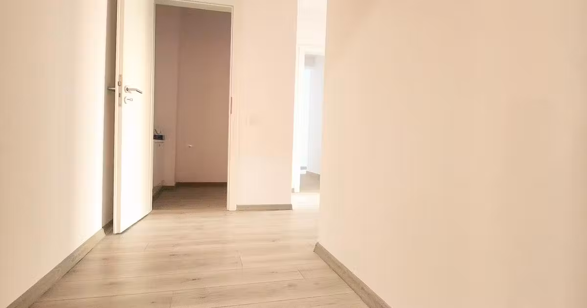 Apartament de vânzare cu 2 camere în zona Bartolomeu, Brașov
