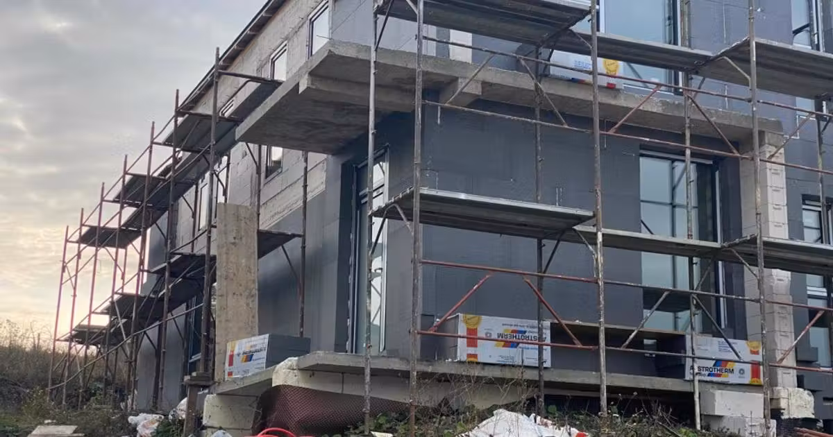 Casă individuală de vânzare cu 3 camere în Chinteni