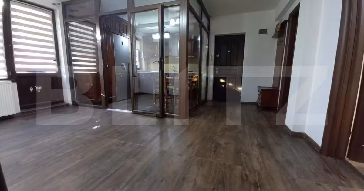 Apartament de vânzare cu 3 camere, mobilat în zona Europa, Cluj-Napoca