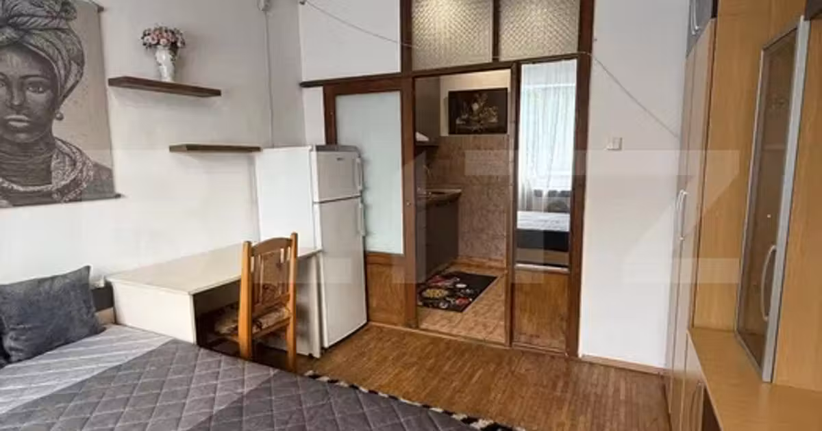 Garsonieră de vânzare, mobilată în zona Noua, Brașov