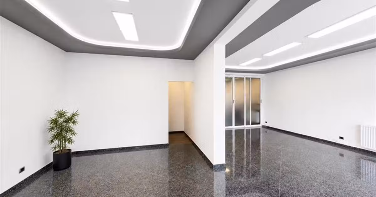 Spațiu comercial de vânzare de 70 mp, în zona Tractorul, Brașov