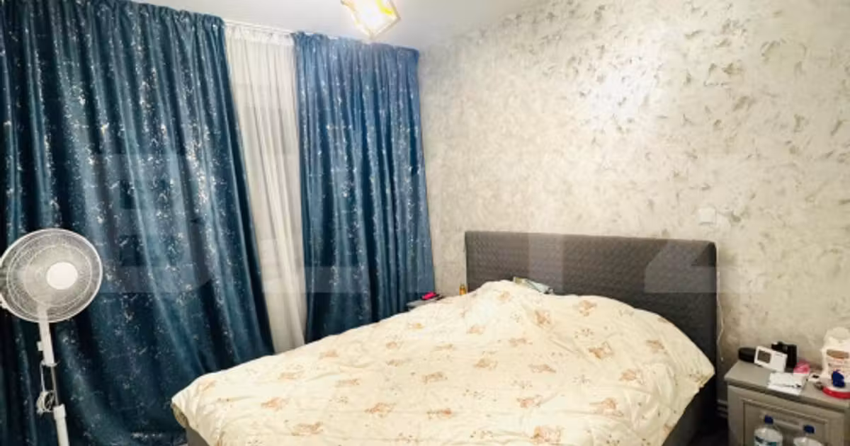 Apartament de vânzare cu 2 camere, mobilat în zona Griviței, Brașov