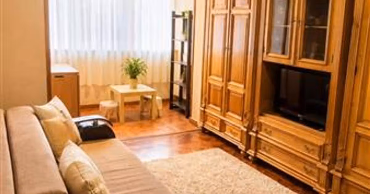 Apartament de vânzare cu 2 camere în zona Vlahuță, Brașov