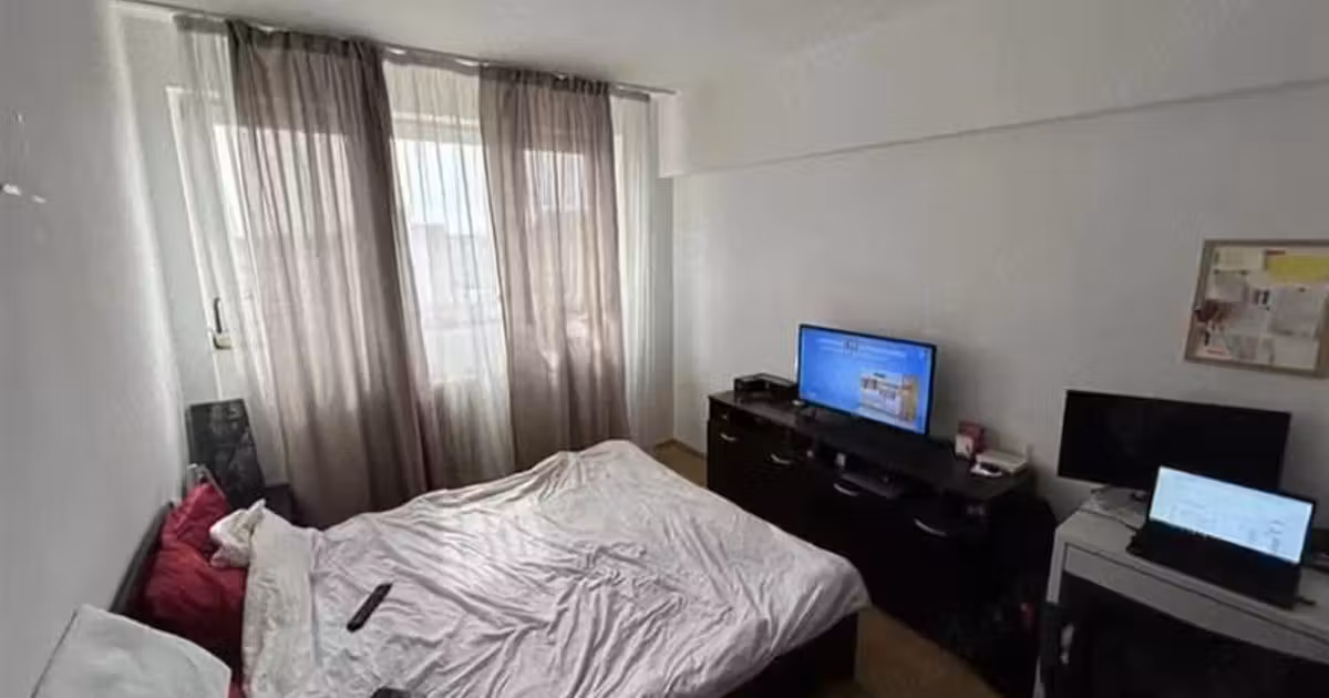 Apartament de vânzare cu 2 camere în zona Titan, Sector 3