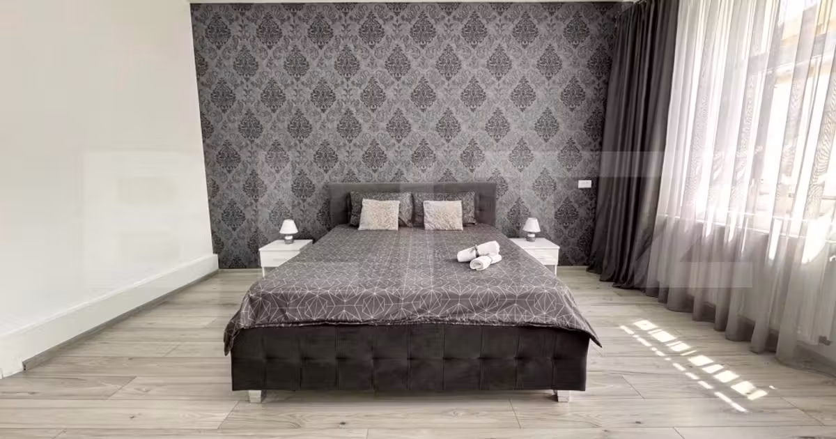 Apartament de vânzare cu 2 camere, mobilat în zona Central, Brașov