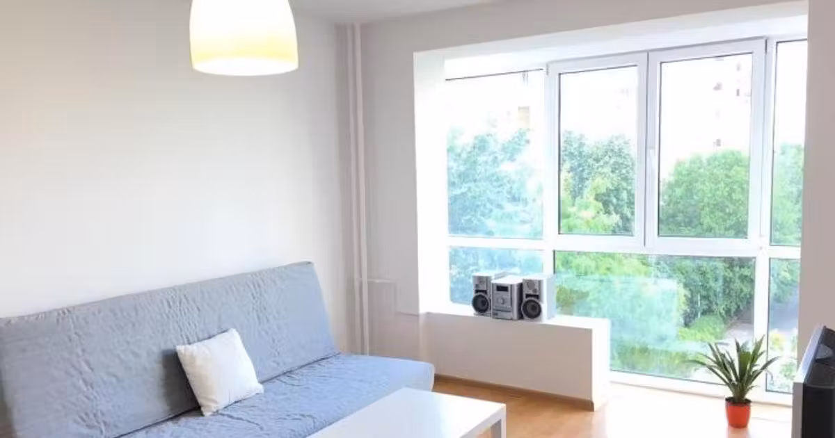 Apartament de vânzare cu 3 camere, mobilat în zona Tineretului, Sector 4
