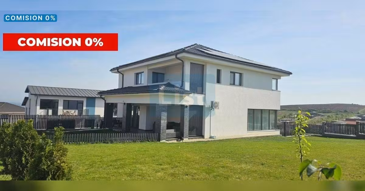 Casă de vânzare cu 4 camere în Dezmir