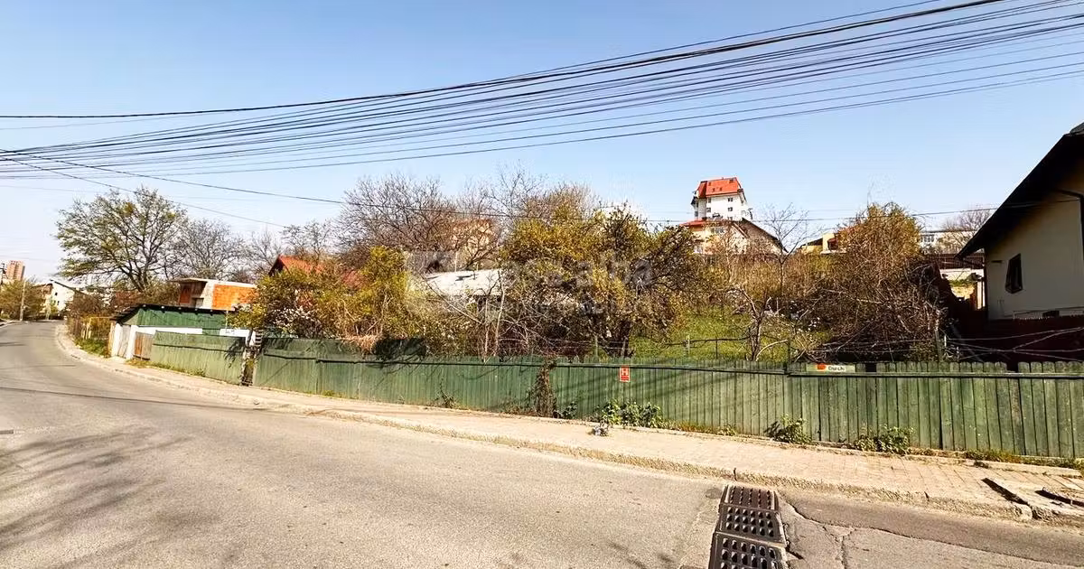 Teren Construcții intravilan de vânzare de 1378 mp, în zona Tudor Vladimirescu, Iași