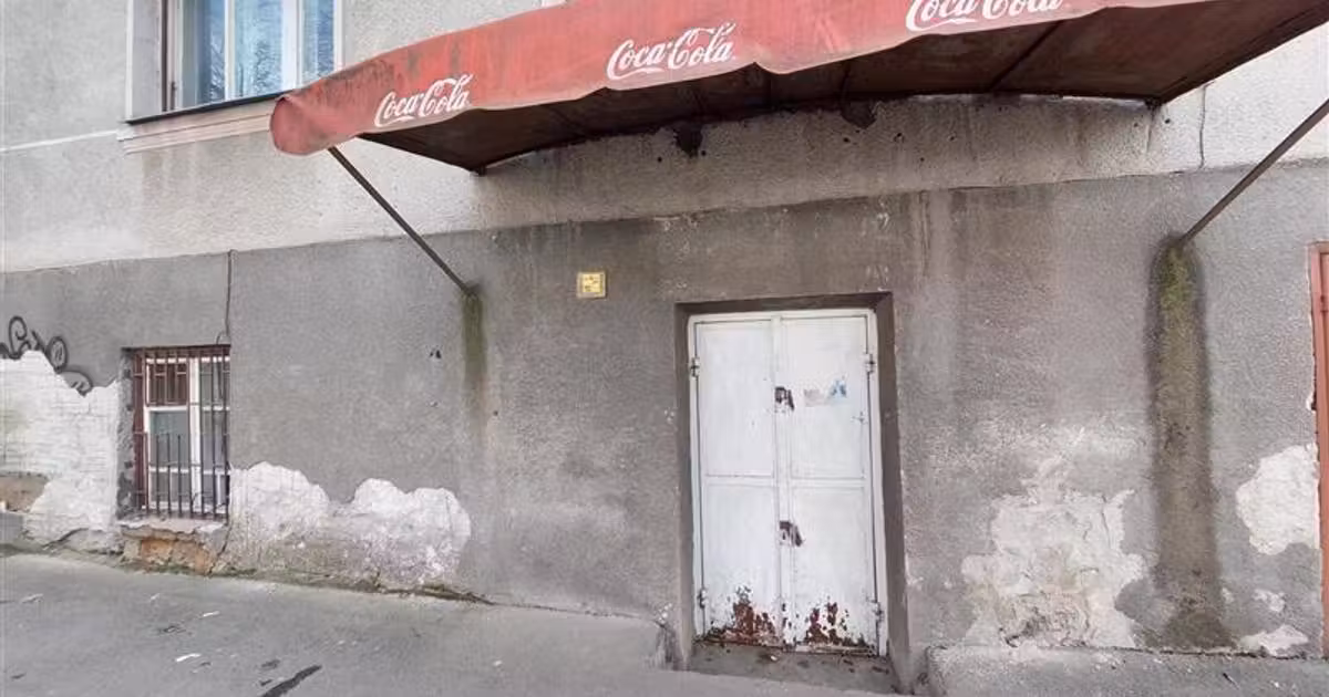 Casă de vânzare cu 8 camere în zona Central, Arad