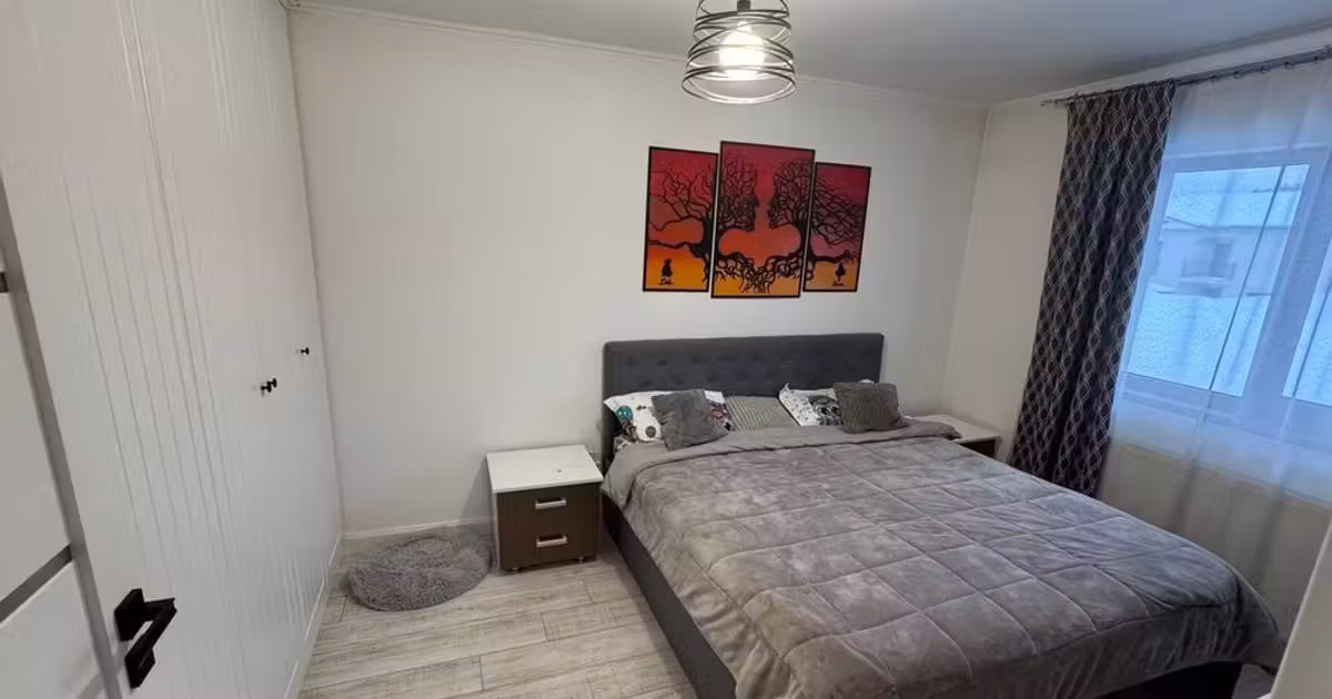 Duplex de vânzare cu 4 camere, mobilat în Florești