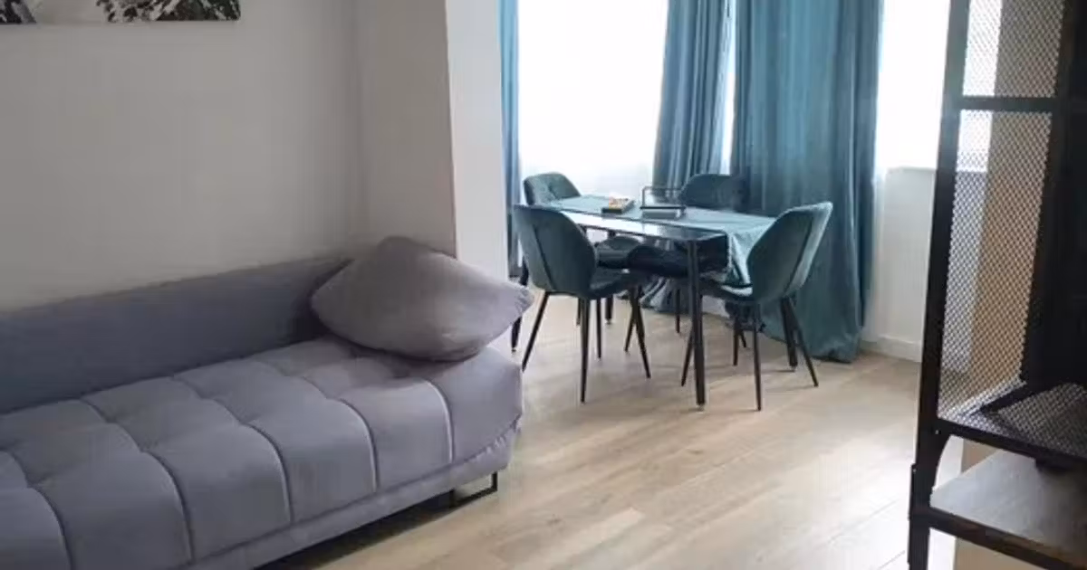Apartament de vânzare cu 2 camere, mobilat în Florești