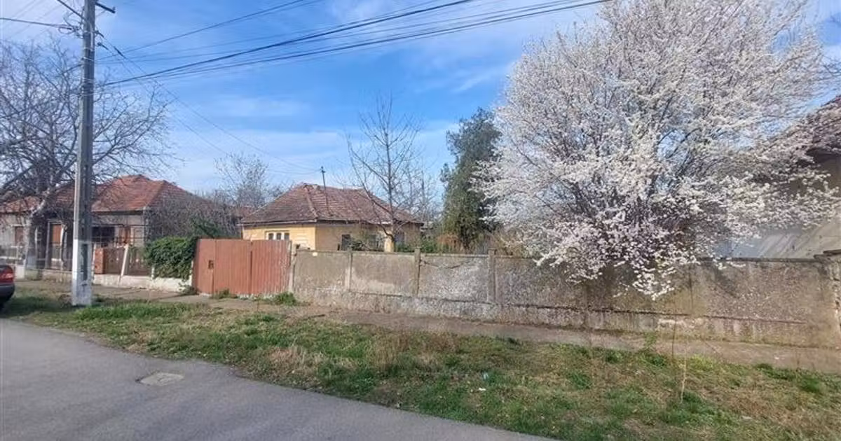 Teren Construcții intravilan de vânzare de 1207 mp, în Vladimirescu