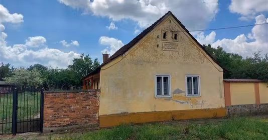 Casă Vinga