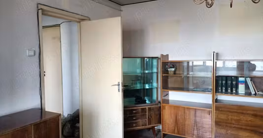Apartament Militari
