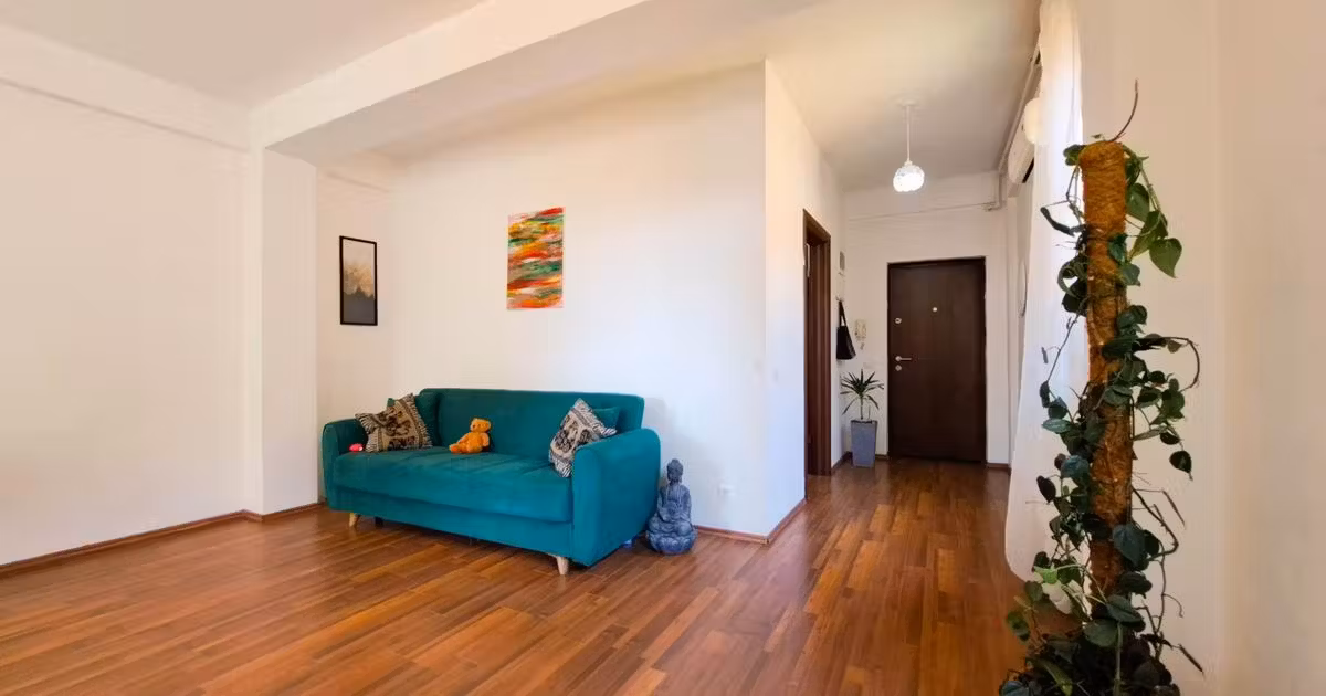 Apartament de vânzare cu 2 camere, mobilat în zona Dămăroaia, Sector 1