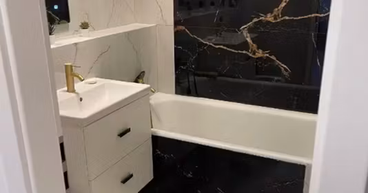 Apartament Militari
