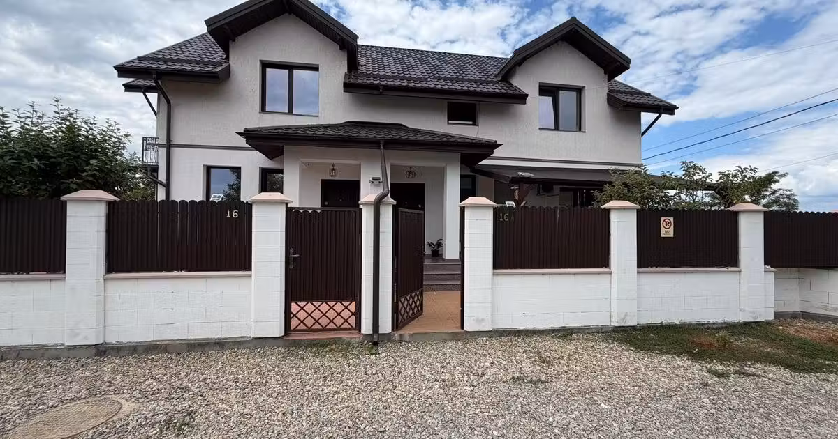Duplex de vânzare cu 4 camere, mobilat în Buftea