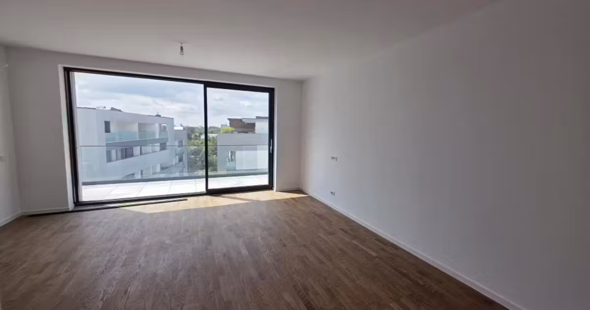 Apartament de vânzare cu 3 camere în zona Băneasa, Sector 1