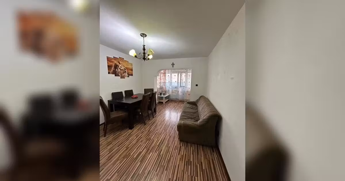 Apartament de vânzare cu 3 camere în zona 9 Mai, Târgu Jiu