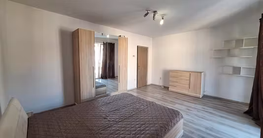 Garsonieră Florești