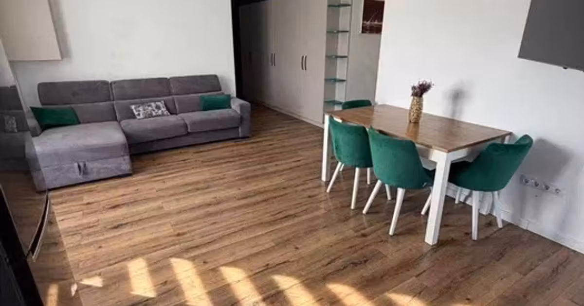 Apartament de vânzare cu 3 camere în Florești