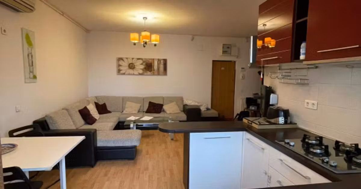 Apartament de vânzare cu 3 camere, mobilat în zona Vitan, Sector 3