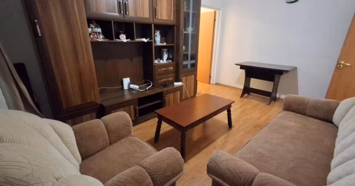 Apartament de vânzare cu 4 camere, mobilat în zona Drumul Taberei, Sector 6