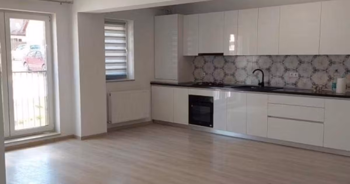 Apartament de vânzare cu 2 camere, mobilat în Florești