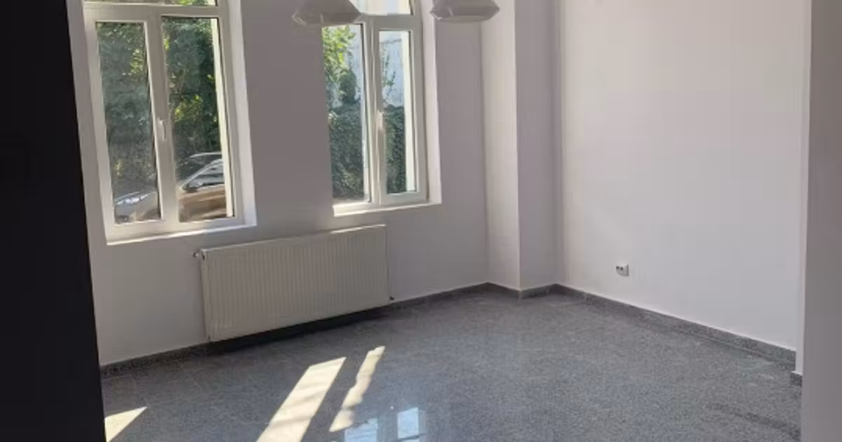 Casă individuală de vânzare cu 9 camere în zona Dacia, Sector 2