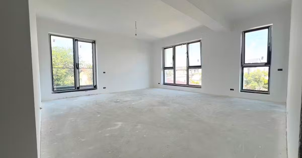 Apartament de vânzare cu 3 camere în zona Băneasa, Sector 1