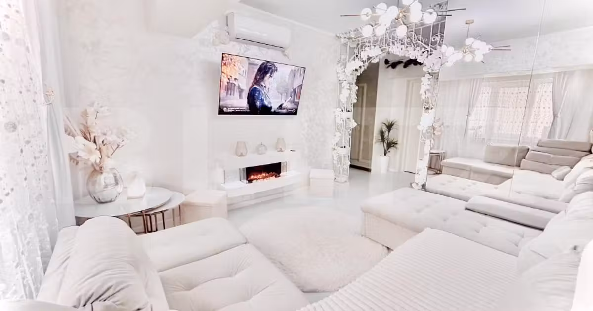Apartament de vânzare cu 3 camere, mobilat în zona Tătărași, Iași