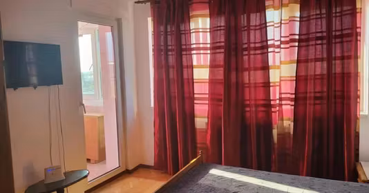 Apartament Titan