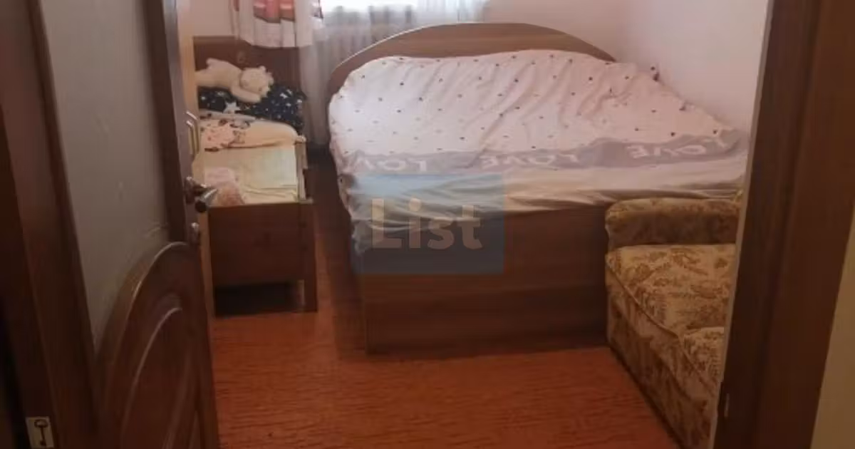 Apartament de vânzare cu 4 camere în zona Policlinica, Suceava
