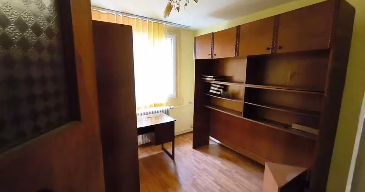 Apartament de vânzare cu 3 camere, mobilat în zona Sălăjan, Sector 3