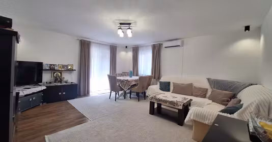 Apartament Florești