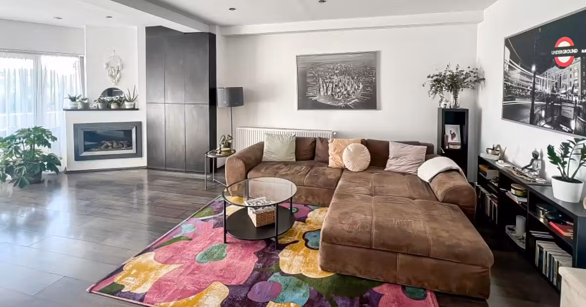Apartament de vânzare cu 3 camere, mobilat în Voluntari