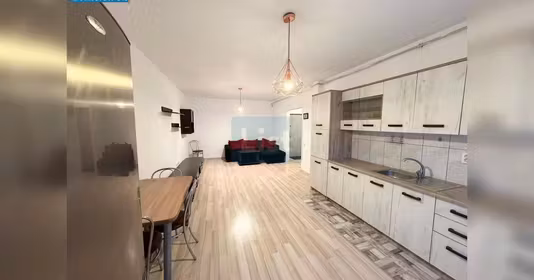 Apartament Florești