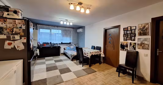Apartament Florești