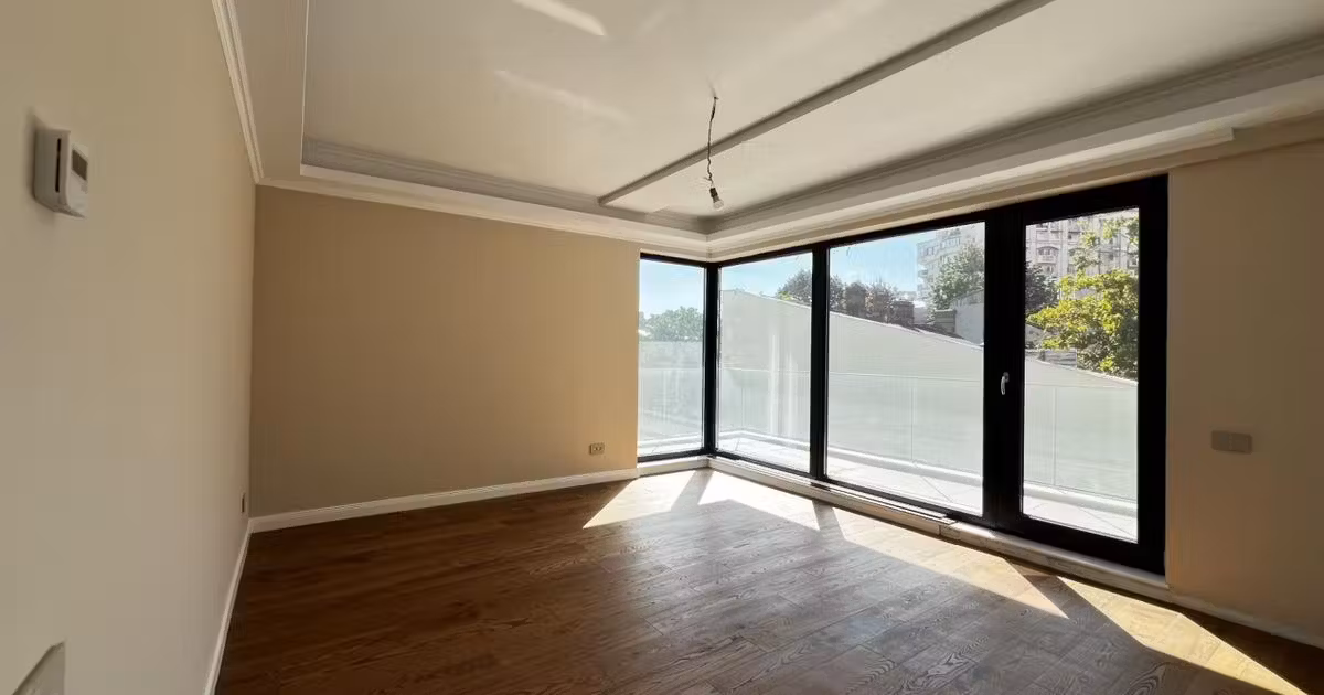 Apartament de vânzare cu 4 camere în zona Unirii, Sector 3