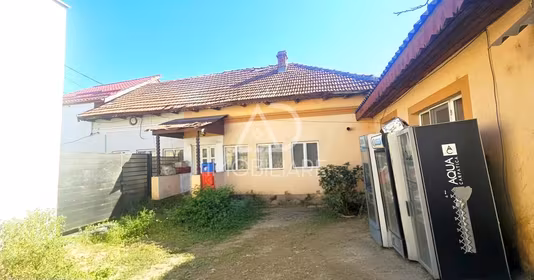 Casă Central