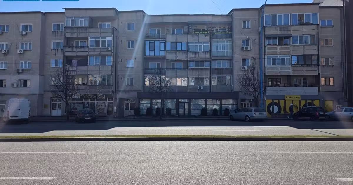 Spațiu comercial de vânzare de 144 mp, în zona Central, Drobeta-Turnu Severin