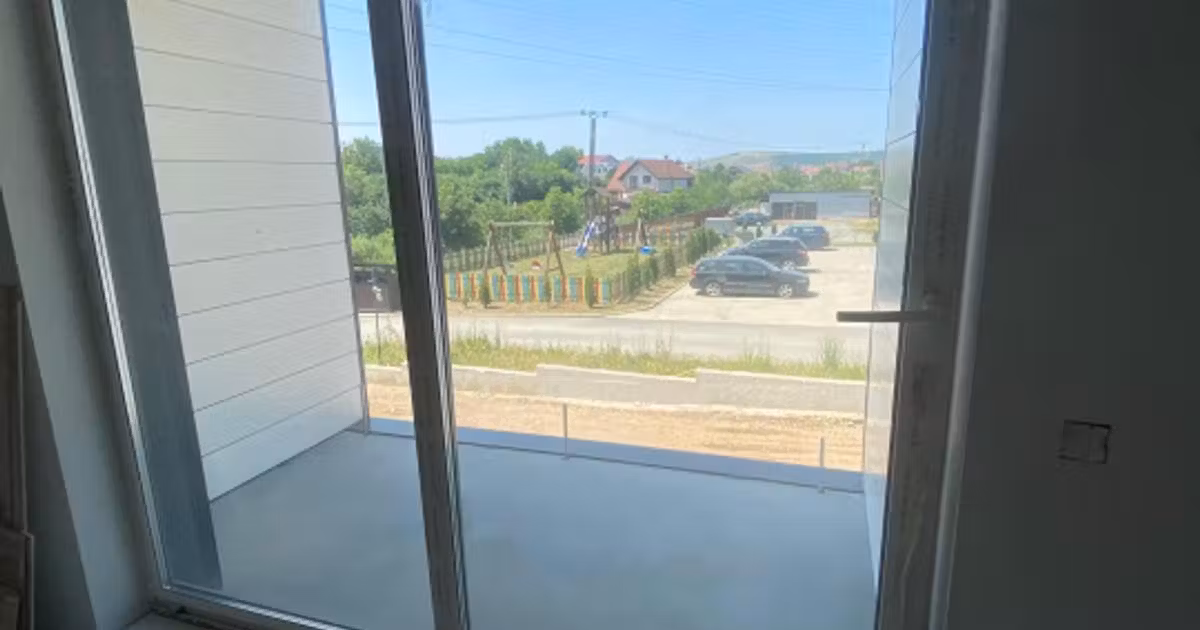 Apartament de vânzare cu 3 camere în Apahida