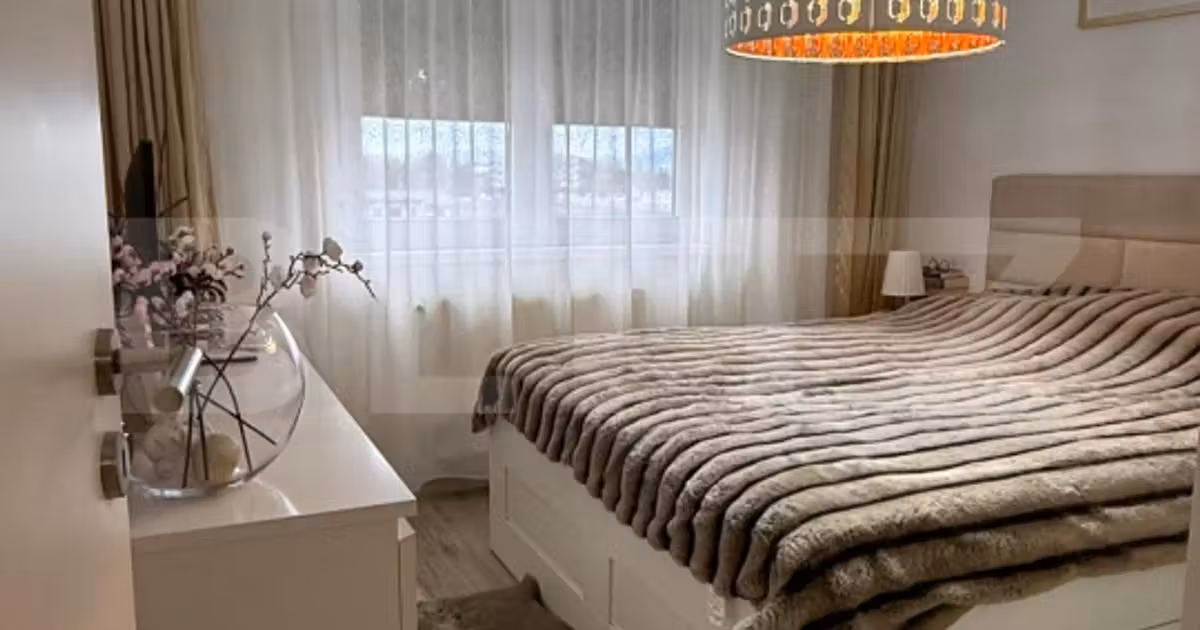 Apartament de vânzare cu 2 camere, mobilat în zona Tractorul, Brașov