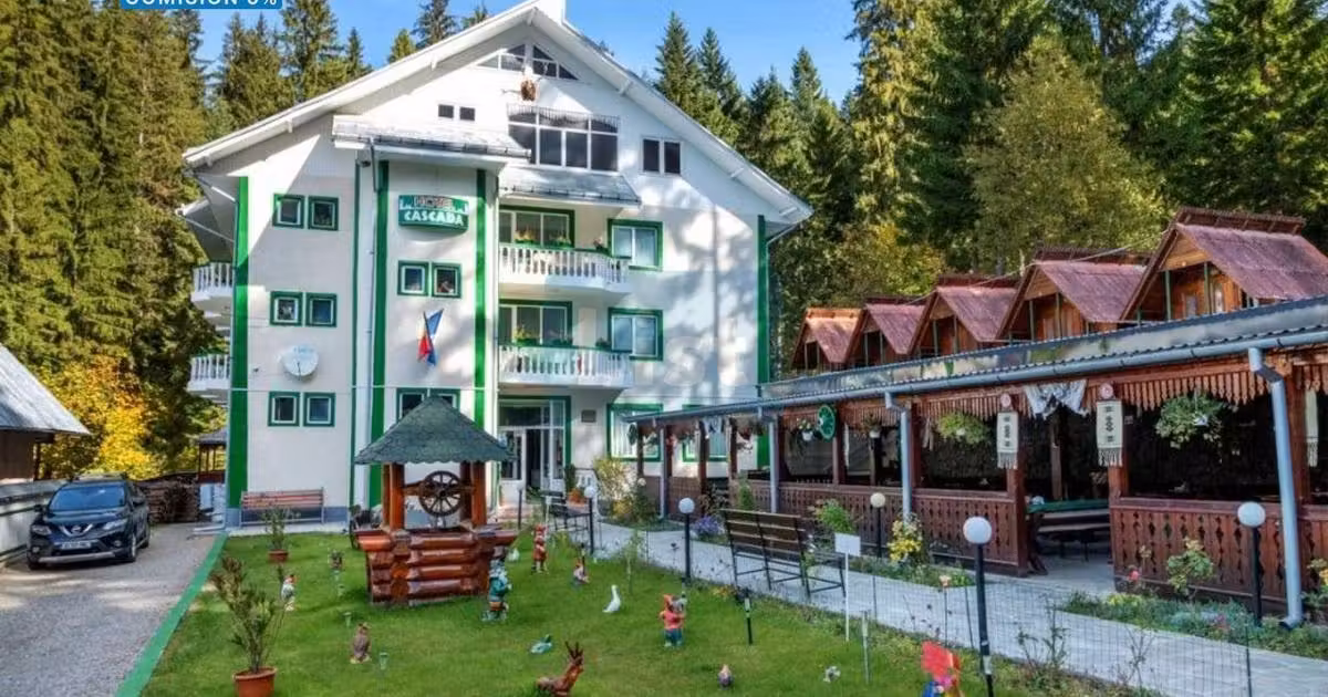 Hotel/Pensiune de vânzare 1404 mp în Durău