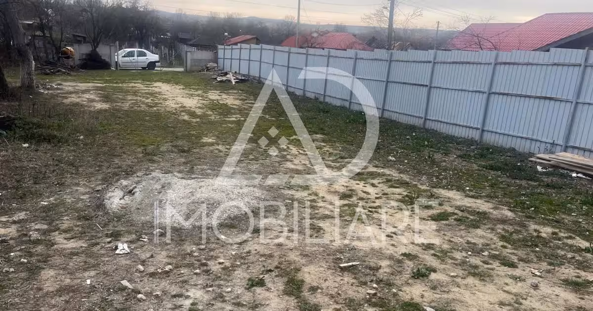 Casă de vânzare cu 3 camere în Vlăduleni